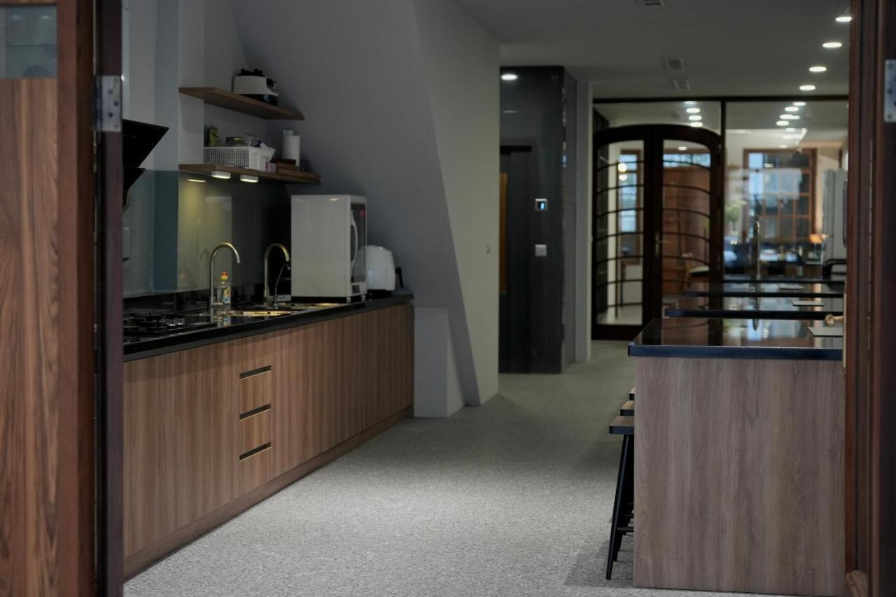 璿 旅 Syuan Hotel Tainan Luaran gambar