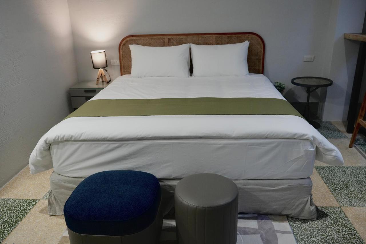 璿 旅 Syuan Hotel Tainan Luaran gambar