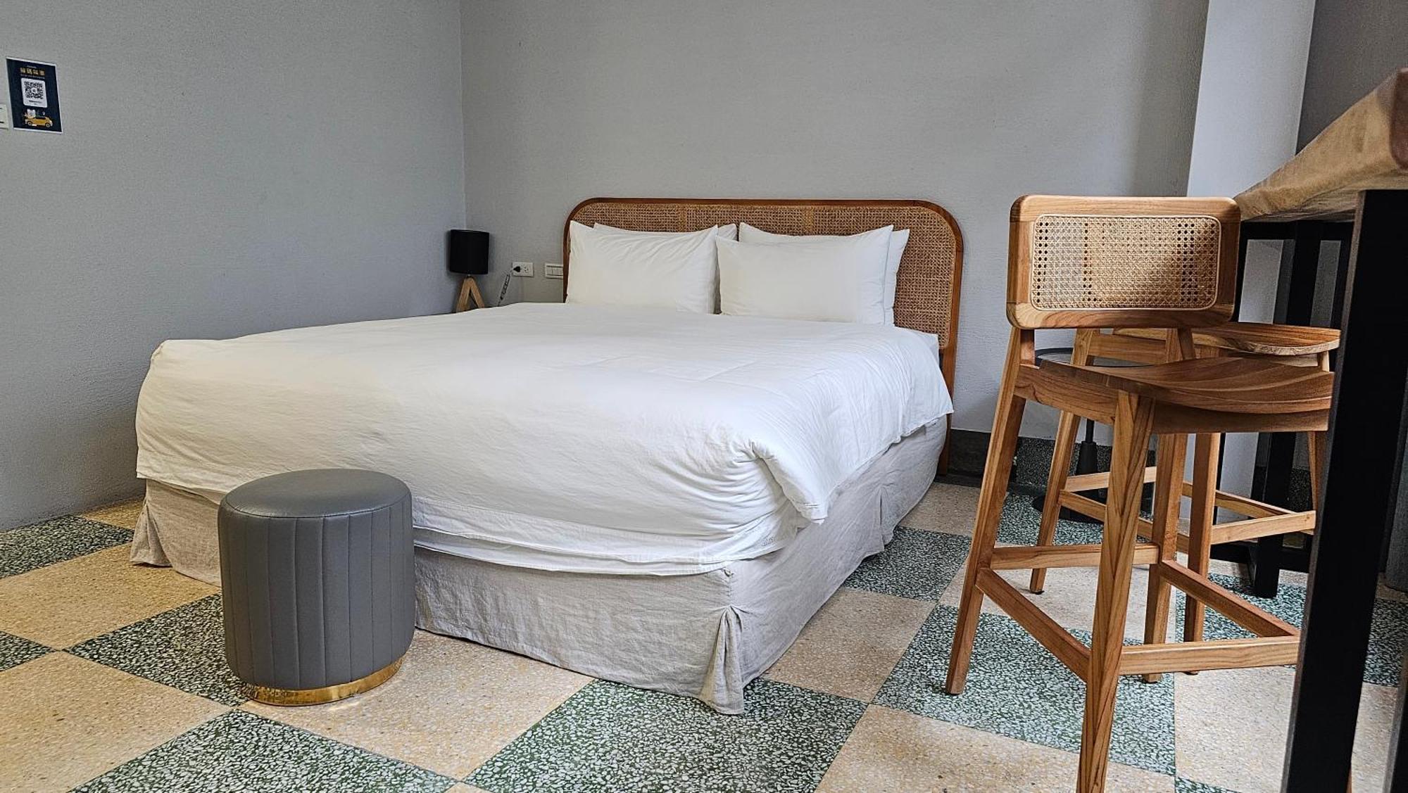 璿 旅 Syuan Hotel Tainan Luaran gambar