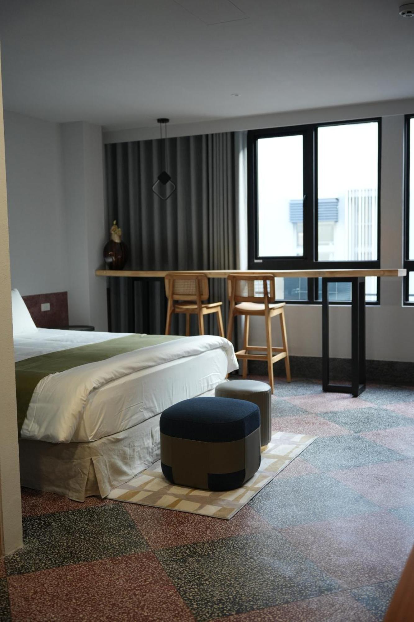 璿 旅 Syuan Hotel Tainan Luaran gambar